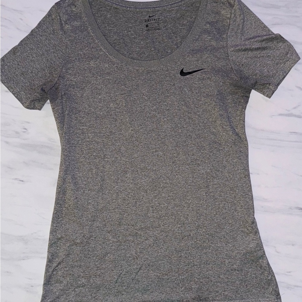 Nike Women's Gray T-Shirt